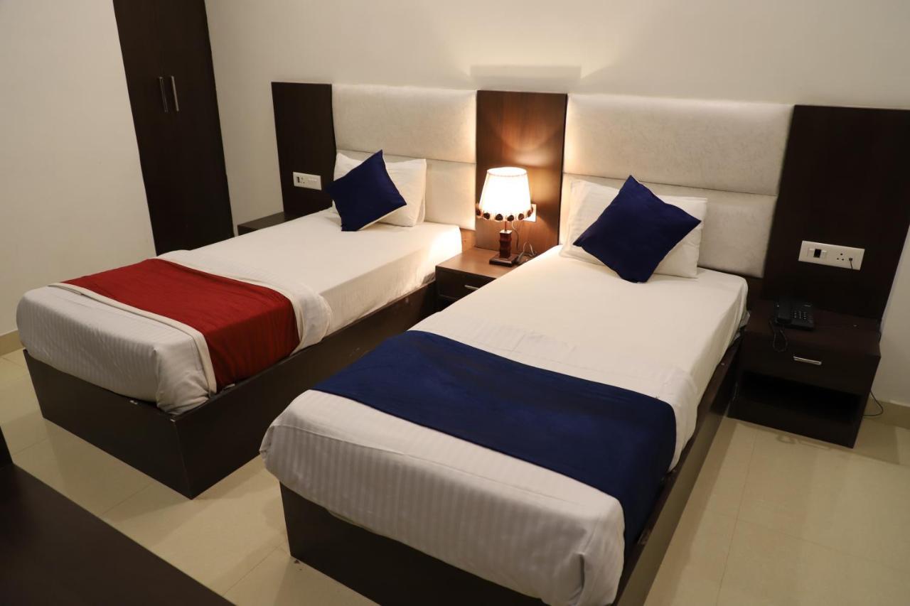 Hotel Dream Comfort Agra  Dış mekan fotoğraf